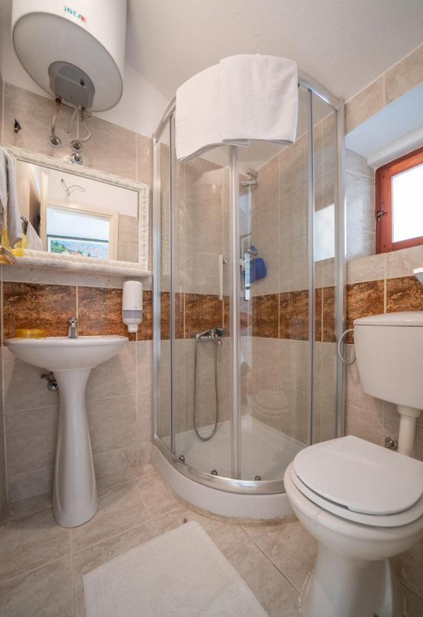 Apartments Franovic Пераст Екстер'єр фото